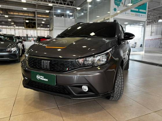 FIAT ARGO 1.3 FIREFLY FLEX TREKKING CVT FIAT ARGO 1.3 FIREFLY FLEX TREKKING CVT